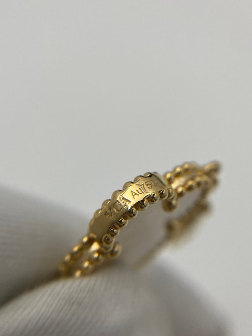 Authentic Van Cleef & Arpels  Mother of Pearl 5 Motifs Vintage Alhambra Bracelet - Picture 7 of 8